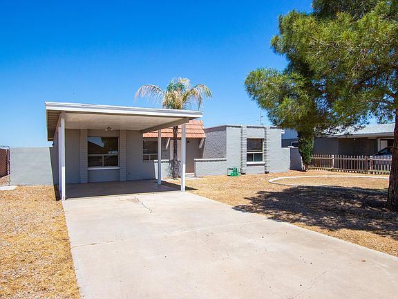 4th image of 4858 W Warren Dr