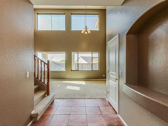 3rd image of 29691 W Whitton Ave