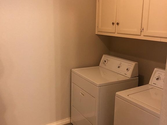 5th image of 1108 Mesa Verde Dr