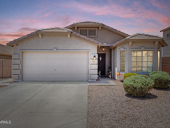 2nd image of 2753 N Maria Ln