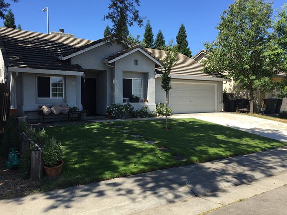 5th image of 205 Partridge Ct