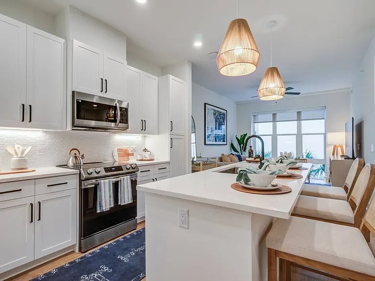 5498 Bay Center Dr — Photo 7