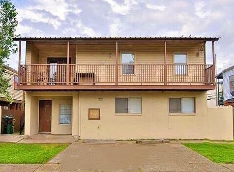 1st image of 3557 Martinique Ave APT D