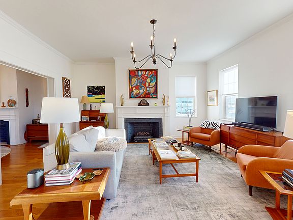 3rd image of 34 Ely St #34A