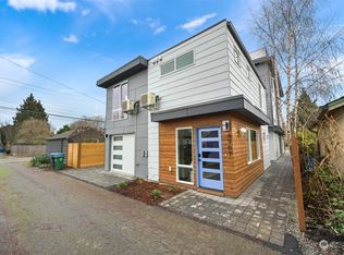 6907 Flora Ave S, Seattle, WA 98108