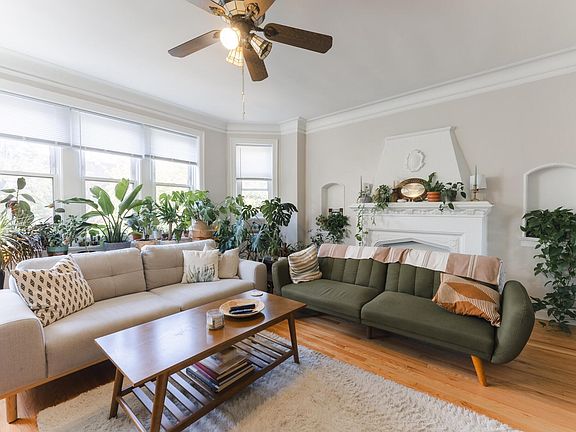2nd image of 2253 N Spaulding Ave #3