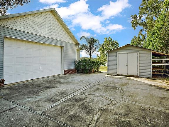 3rd image of 11110 Point Nellie Dr