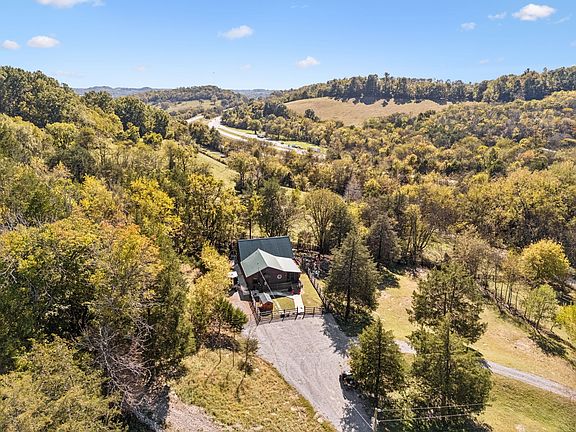 63rd image of 2846 Fuller Hollow Rd