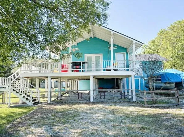 150 Bay Haven Blvd, Livingston, TX 77351