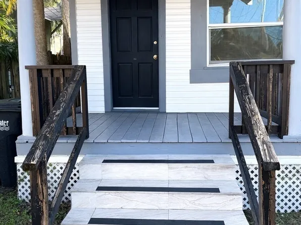 1103 Drew St #1, Clearwater, FL 33755