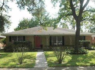 6431 Woodbrook Ln, Houston, TX 77008