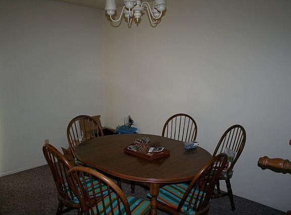 5th image of 1467 Descanso St