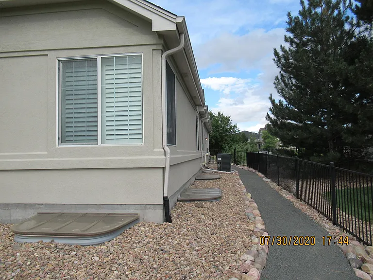 26834 E Mineral Dr — Photo 23