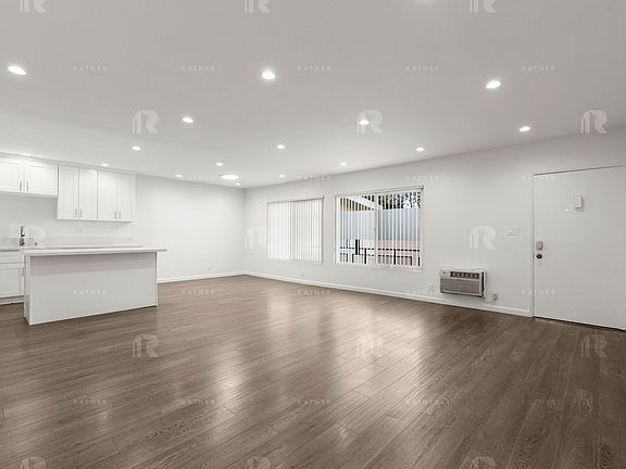 4th image of 4216 Mary Ellen Ave #8-1/1