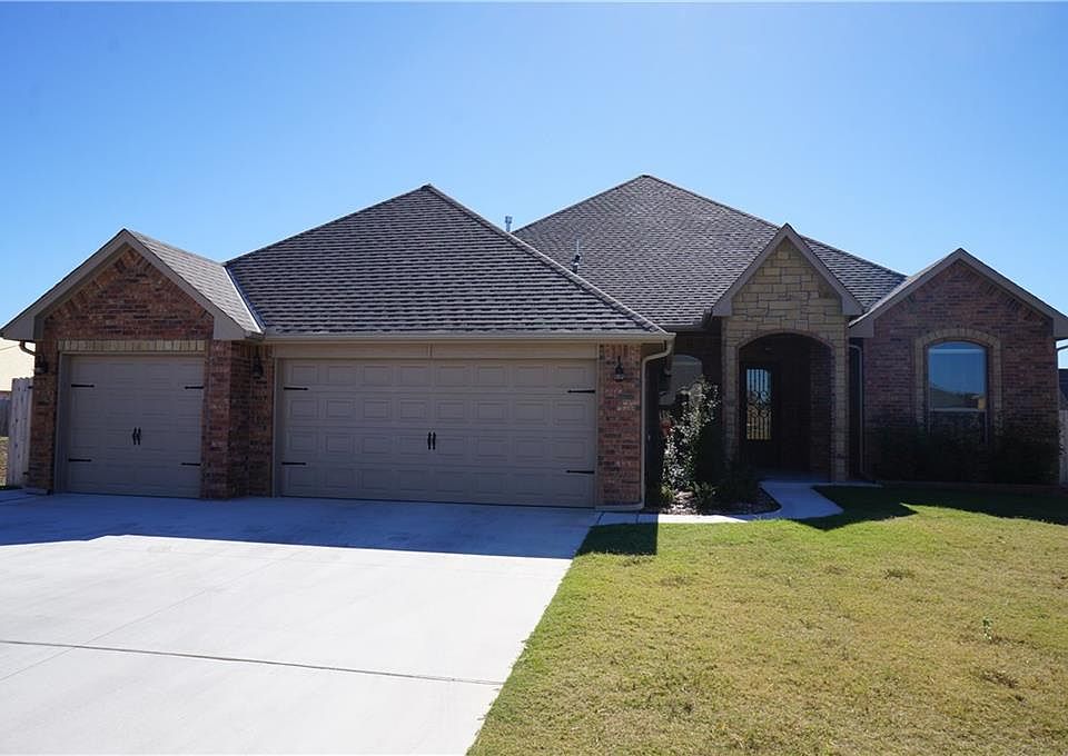 1st image of 5024 SW 128th Ct