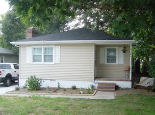 1615 Hazel Ave, Chesapeake, VA 23325