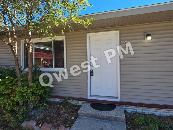 8528 Valley Rd NW #5, Rapid City, MI 49676