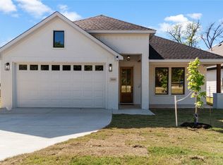 3016 8th Ave, Fort Worth, TX 76110