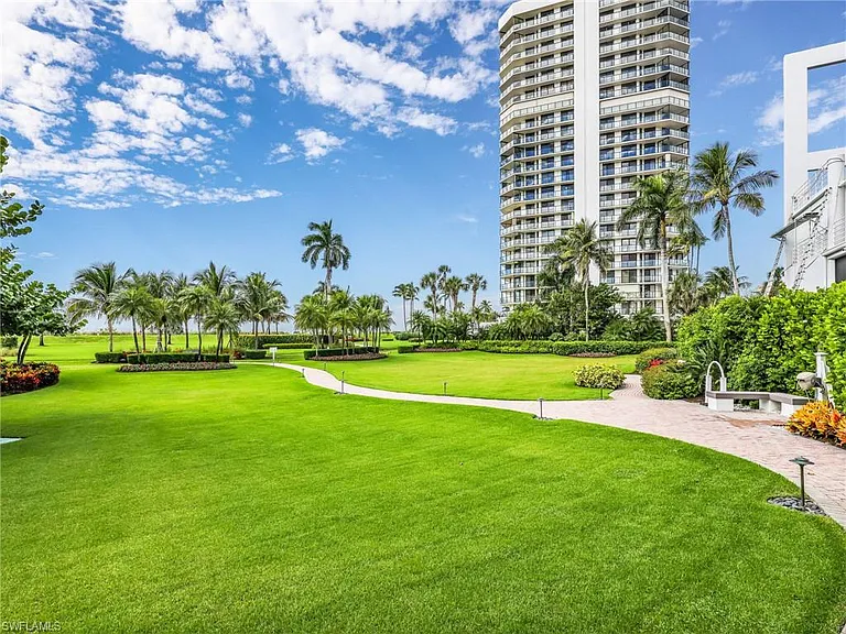 4751 Gulf Shore Blvd N #602 — Photo 31