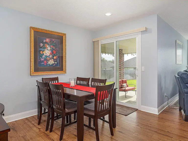 1331 S Strasbourg Ave — Photo 6