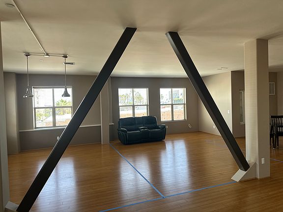 5th image of 255 W 7th St APT 15