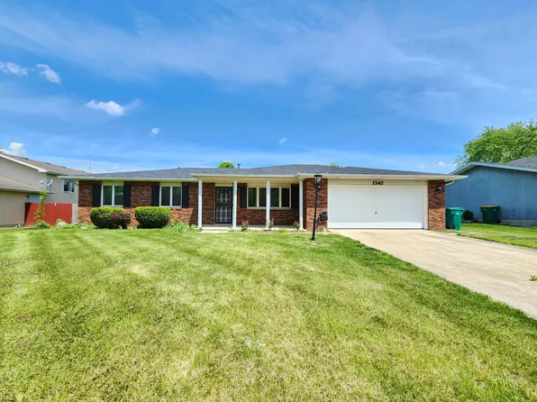 1342 W 75th Ave, Merrillville, IN 46410