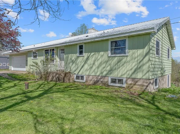 2226 County Route 37, Mallory, NY 13103