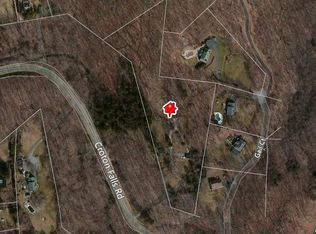 384 Croton Falls Rd, Mahopac, NY 10541