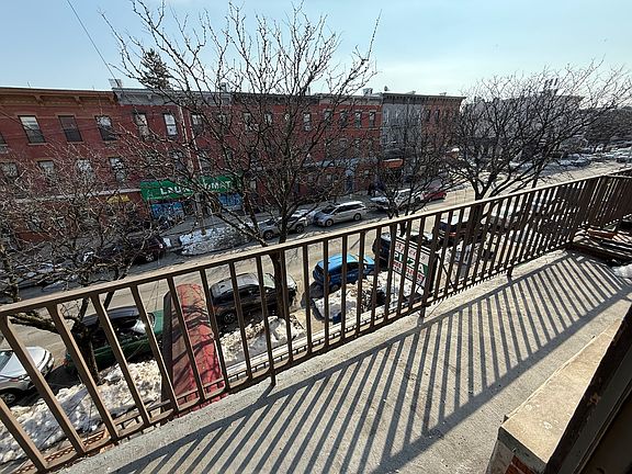 3rd image of 20-72 Steinway St #3N