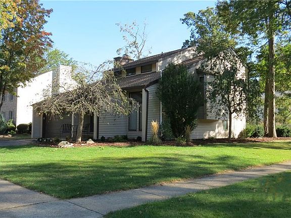 2nd image of 3943 Summerway Ln