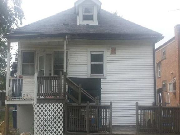 3rd image of 9325 S Troy Ave