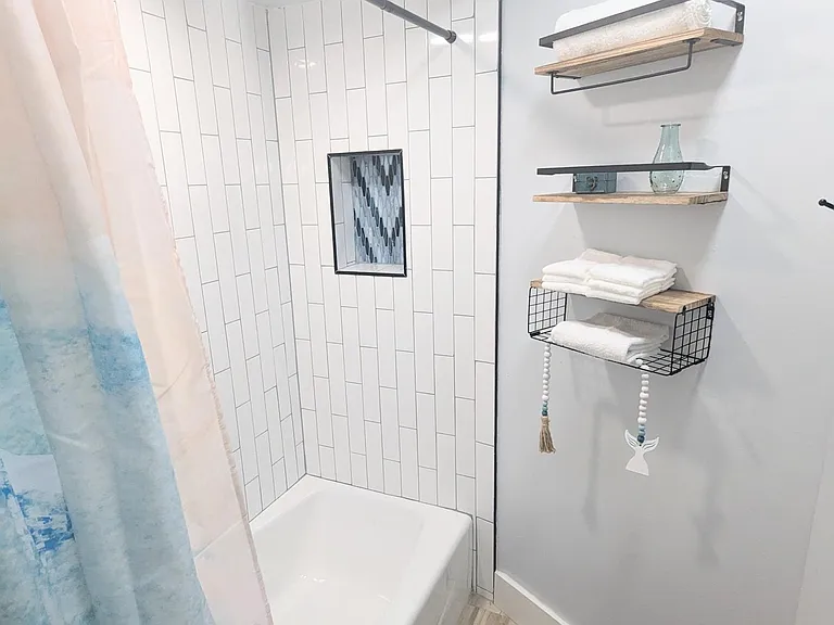 1128 Hernando St #B — Photo 9
