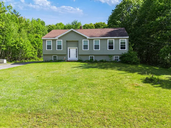 5 Howard Circle, Sidney, ME 04330