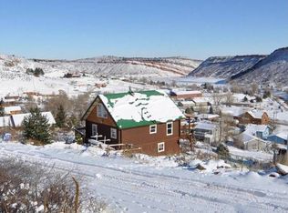 5037 Holiday Dr, Fort Collins, CO 80526