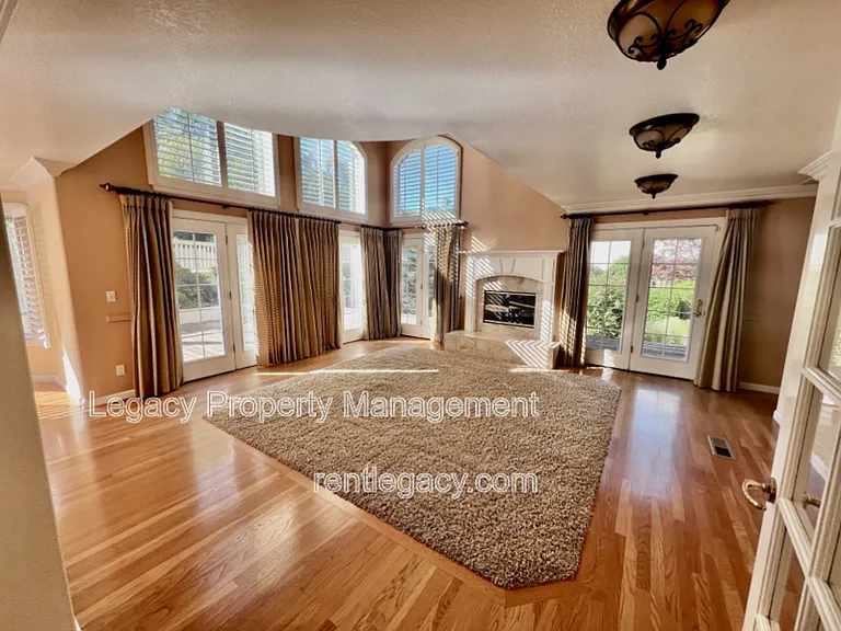 2552 Cotswold Hill Dr — Photo 5