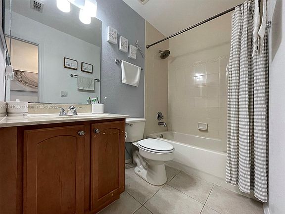 4th image of 2144 SE Jamieson Dr #2144