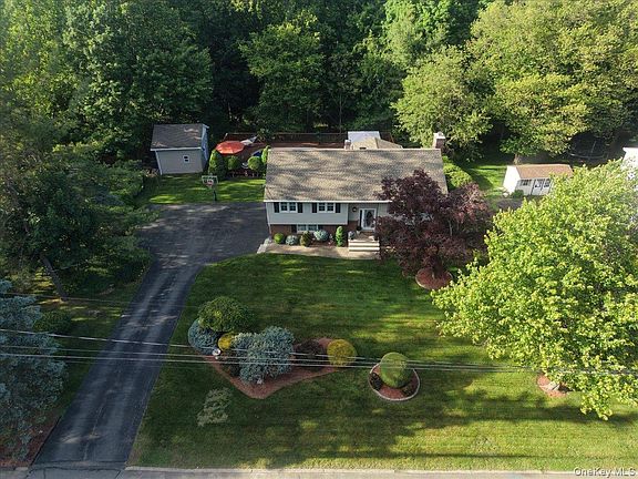 3rd image of 134 Linden Lane