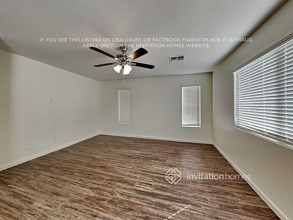 4th image of 2315 W Running Deer Trl