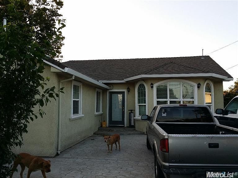 1st image of 7711 Lemon Hill Ave