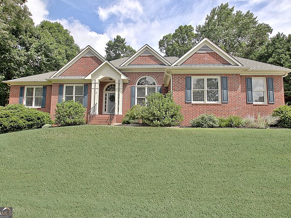 1st image of 205 Hedgewick Way