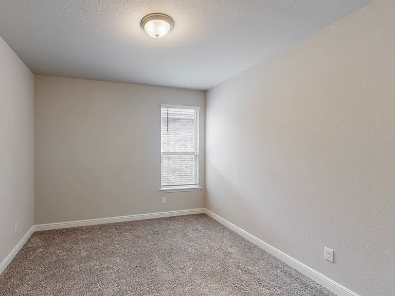 436 Dunmore Dr — Photo 16