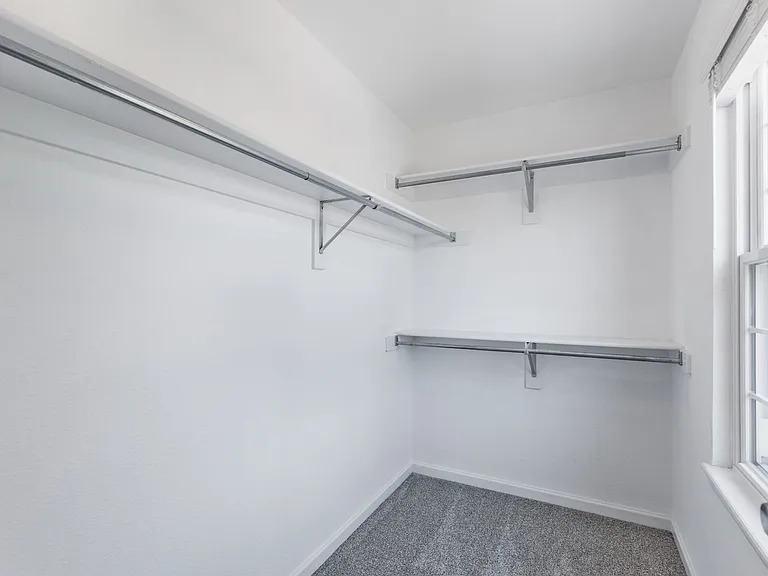 15726 Greenstone Ln — Photo 19