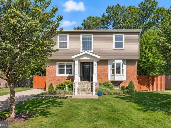 7406 Valleycrest Blvd, Annandale, VA 22003