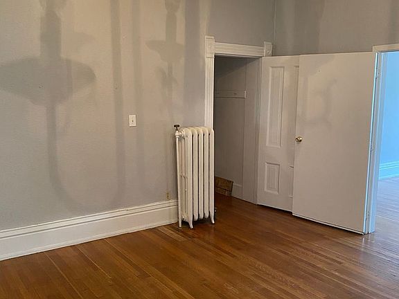 4th image of 4822 Chicago St APT 1