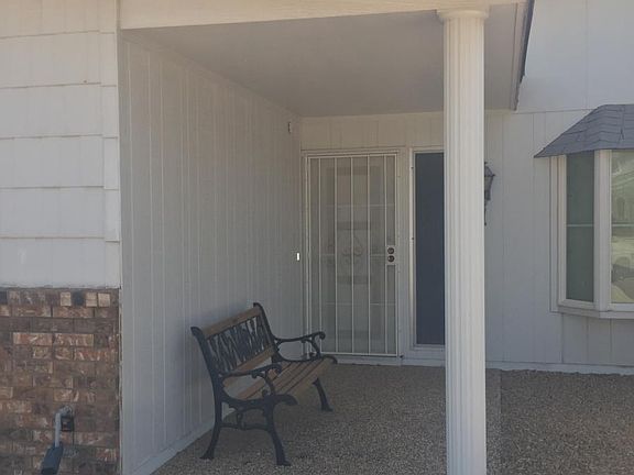 3rd image of 10813 W Hibiscus Dr