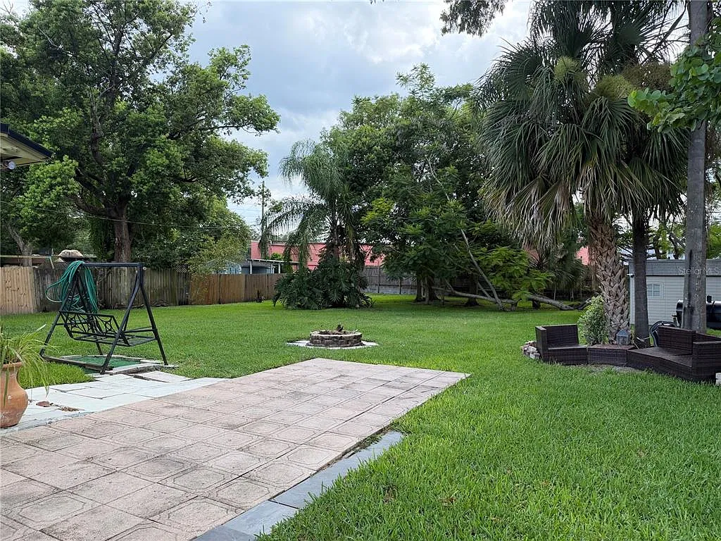 2 bed, 1.0 bath, 934 sqft, $2,200 — Photo 4