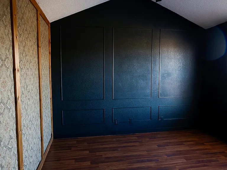 Office Space/ Bedroom 4with ceiling fan.