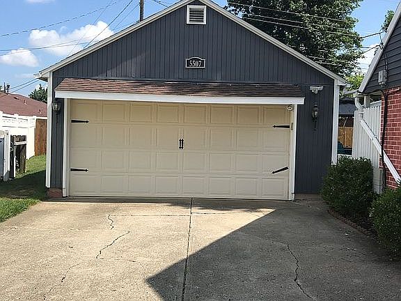 5th image of 5507 Raymond Ct