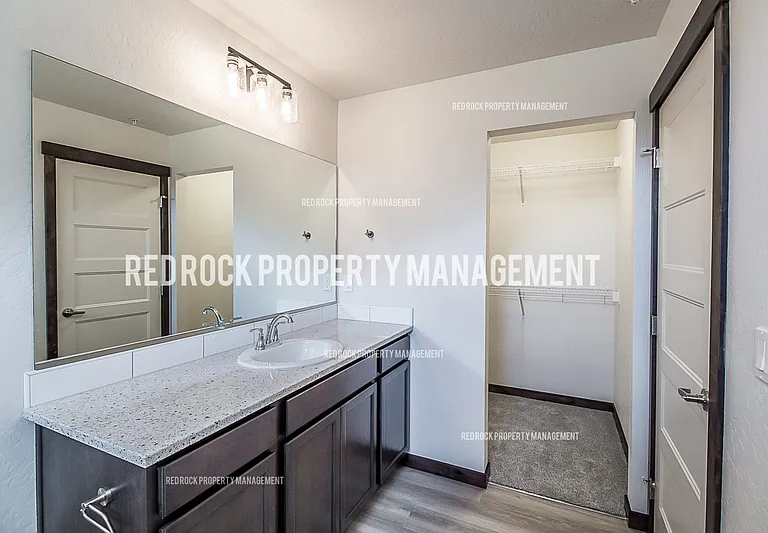 1532 E Latitude Ln #1 — Photo 12