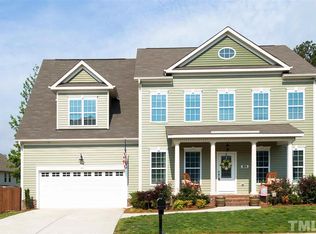 874 Bluffcreek Dr, Fuquay Varina, NC 27526